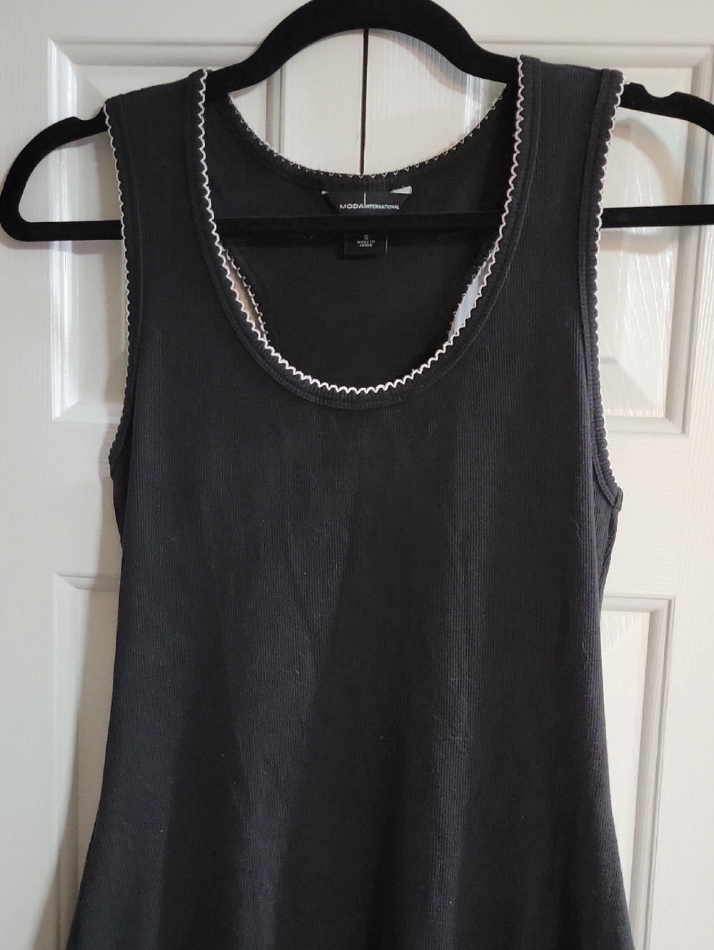 Vintage Victoria's Secret Black & White Tank Dress w/ crochet skirt - Picture 2 of 11